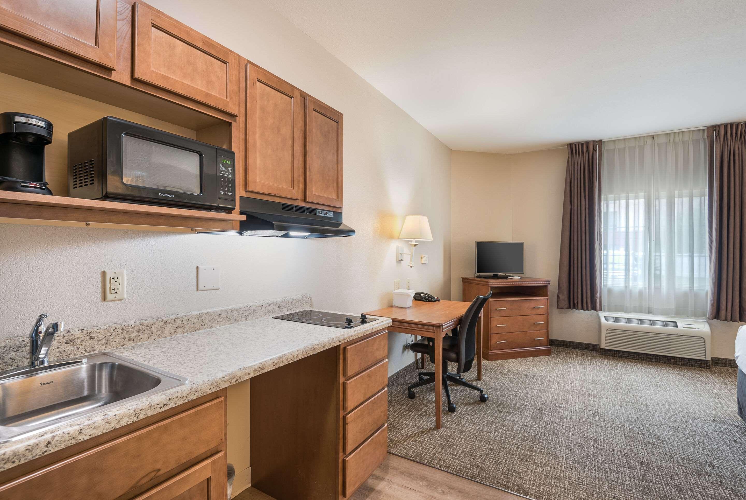 Suburban Extended Stay Hotel Waterloo - Cedar Falls - Cedar Valley Exterior foto